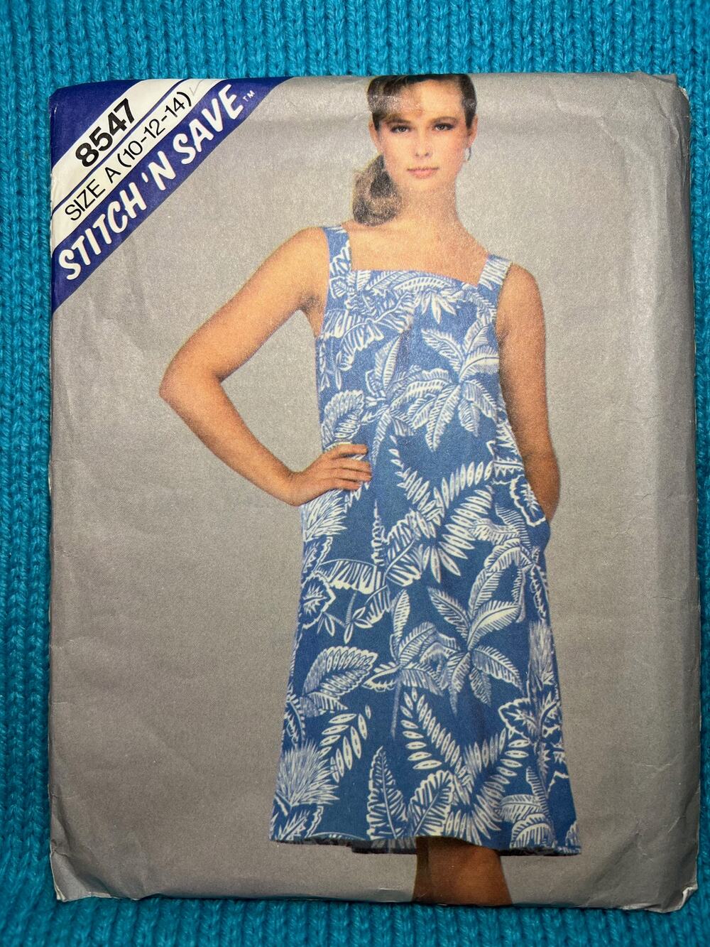 McCalls 8547 Sewing pattern apron dress tent dress size 10 12 14